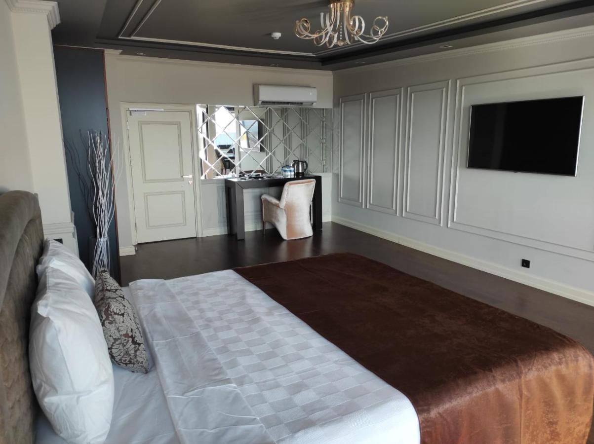 Fimka Hotel Istanbul Bagian luar foto