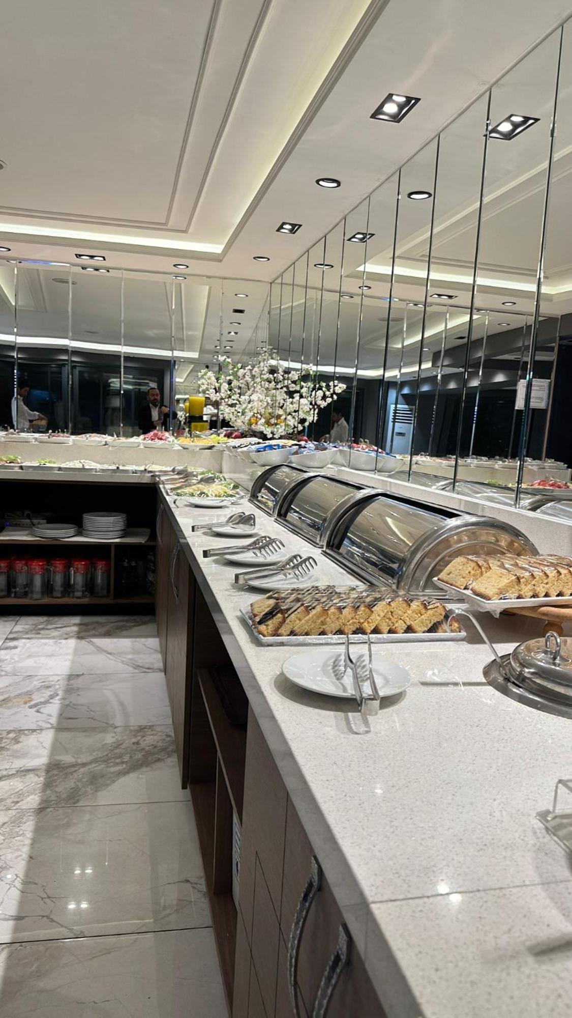 Fimka Hotel Istanbul Bagian luar foto