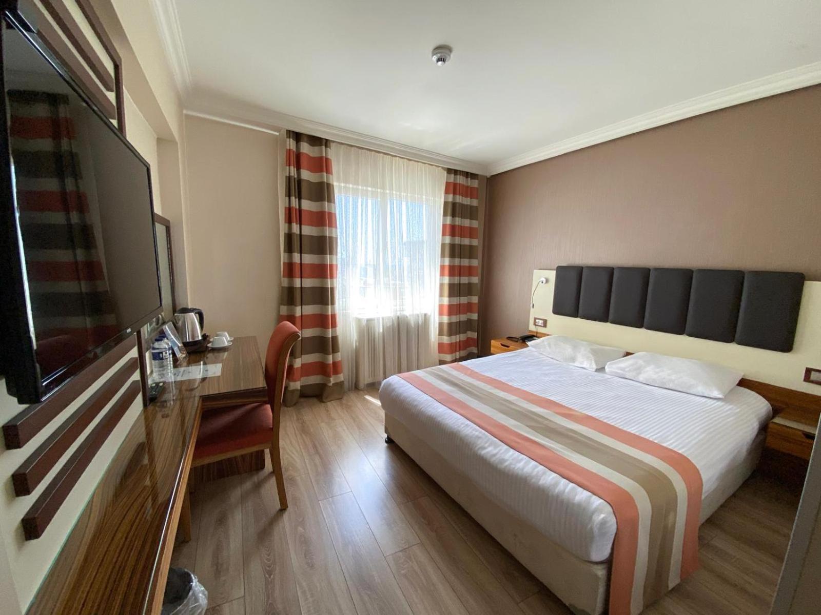 Fimka Hotel Istanbul Bagian luar foto